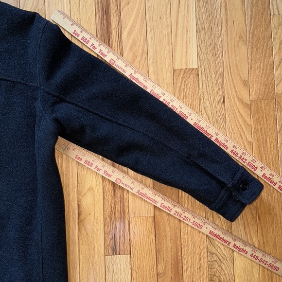 Classic timeless GAP wool 5 button car coat hip length - Picture 16 of 16